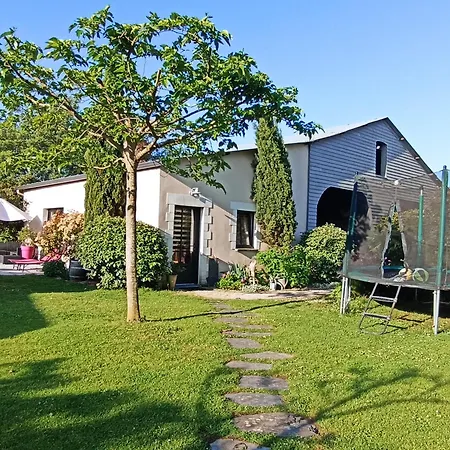 La Longere Angevine לינה וארוחת בוקר